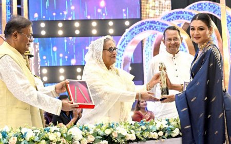 প্রধানমন্ত্রী বলেছেন তোমাকে পুরস্কার দিতে পেরে ভালো লাগছে